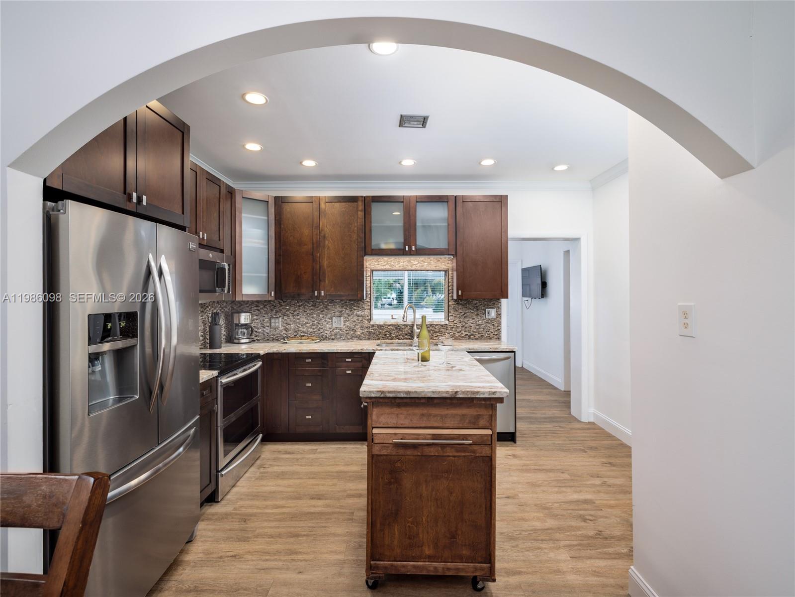 Country Club (Sombrero Blv - Residential