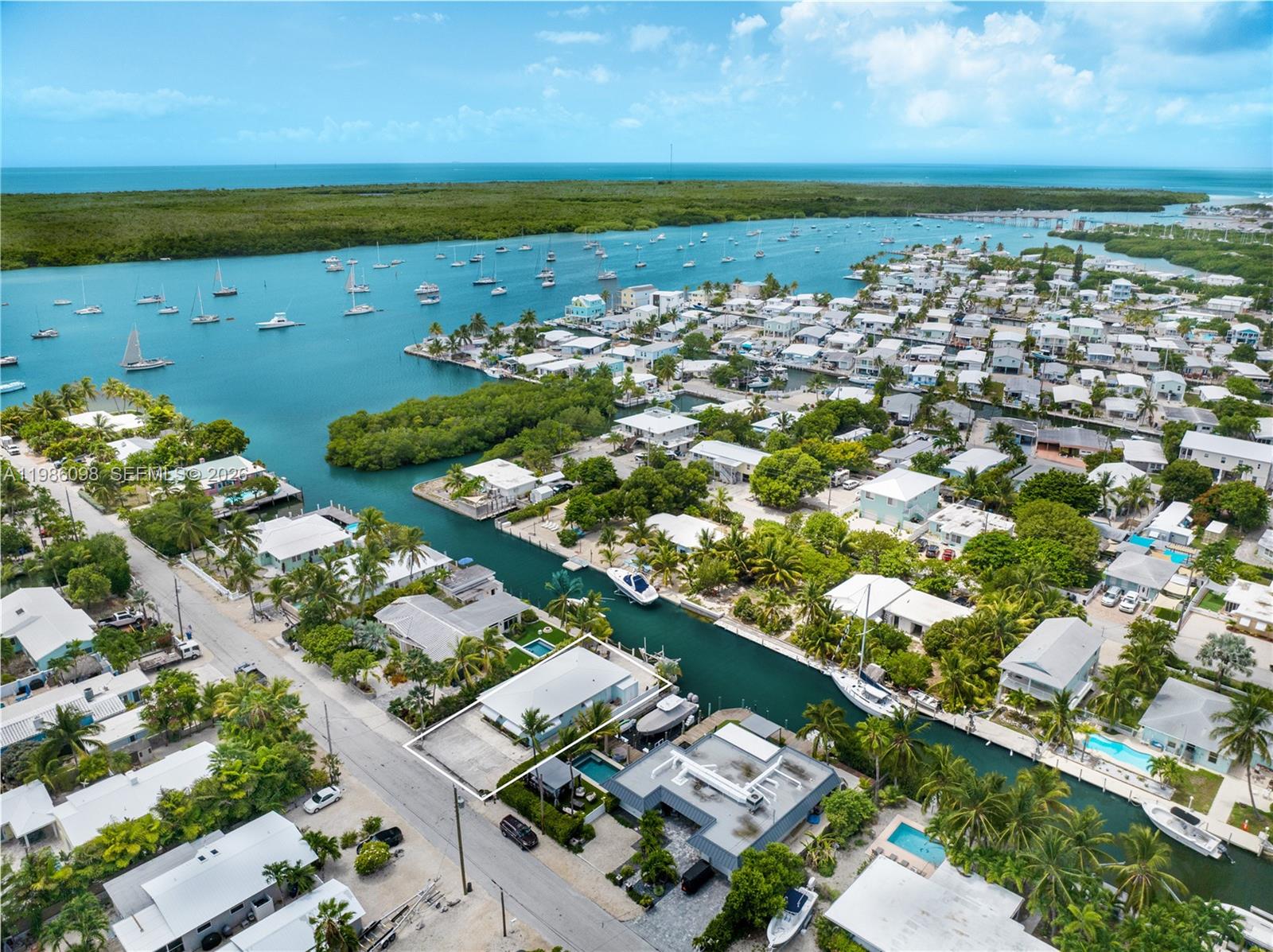 Country Club (Sombrero Blv - Residential