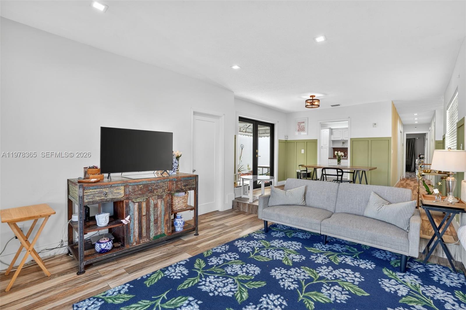 PUEBLO DEL SOL SEC 1 - Residential Lease