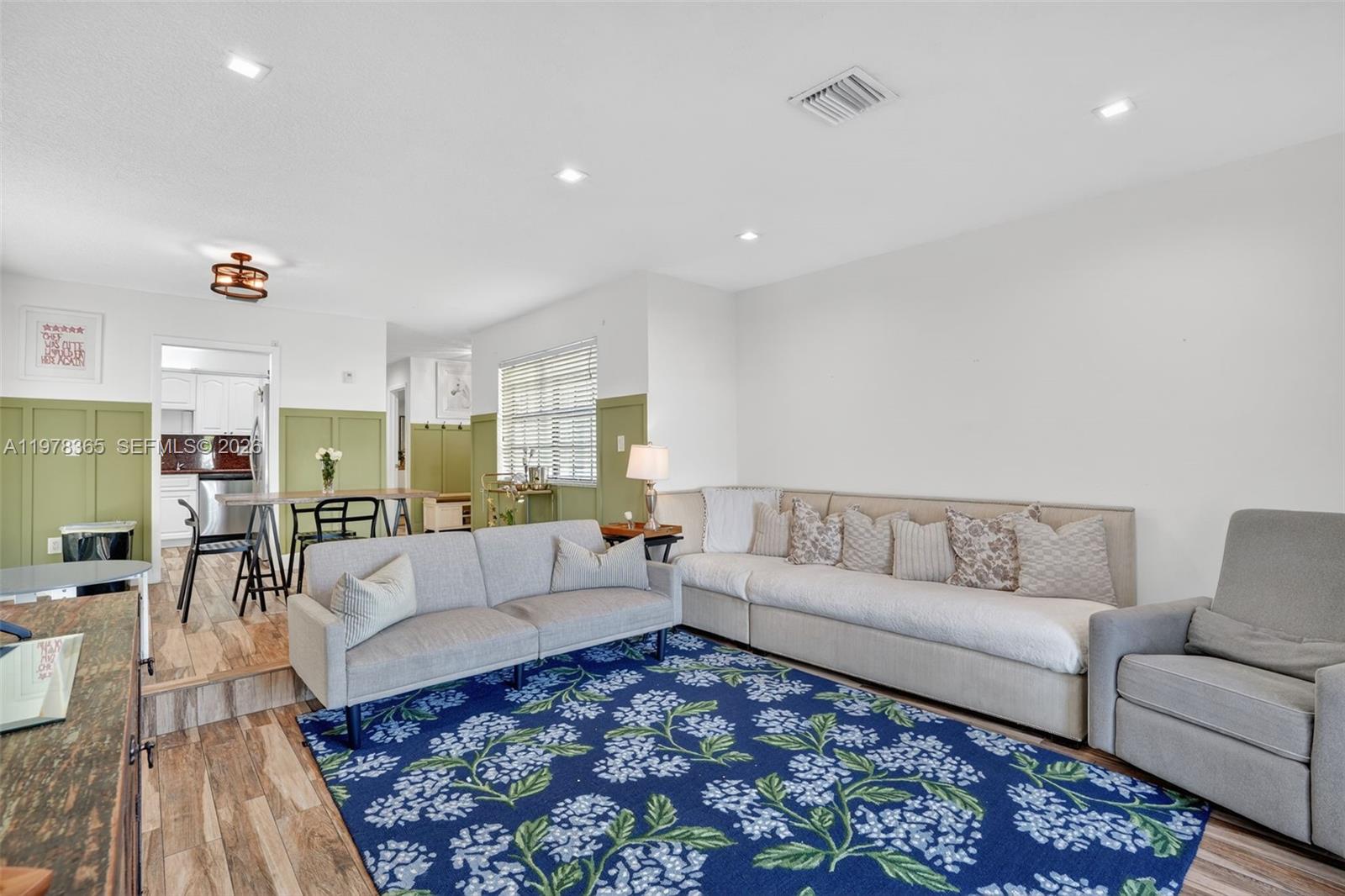 PUEBLO DEL SOL SEC 1 - Residential Lease