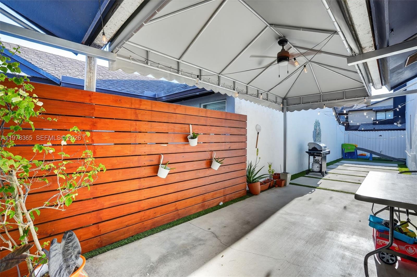 PUEBLO DEL SOL SEC 1 - Residential Lease