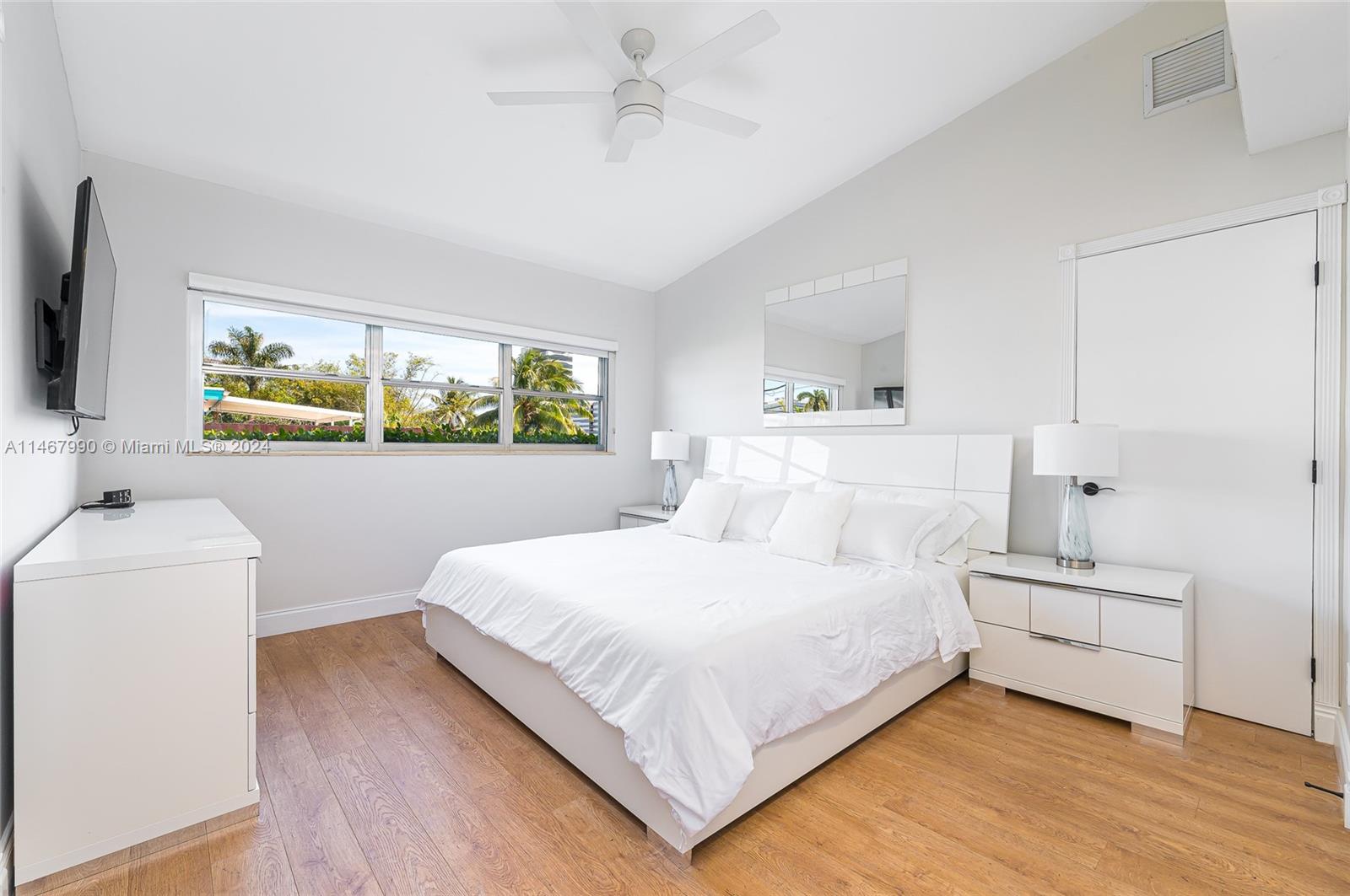 ENCHANTED LAKE - Residential Lease