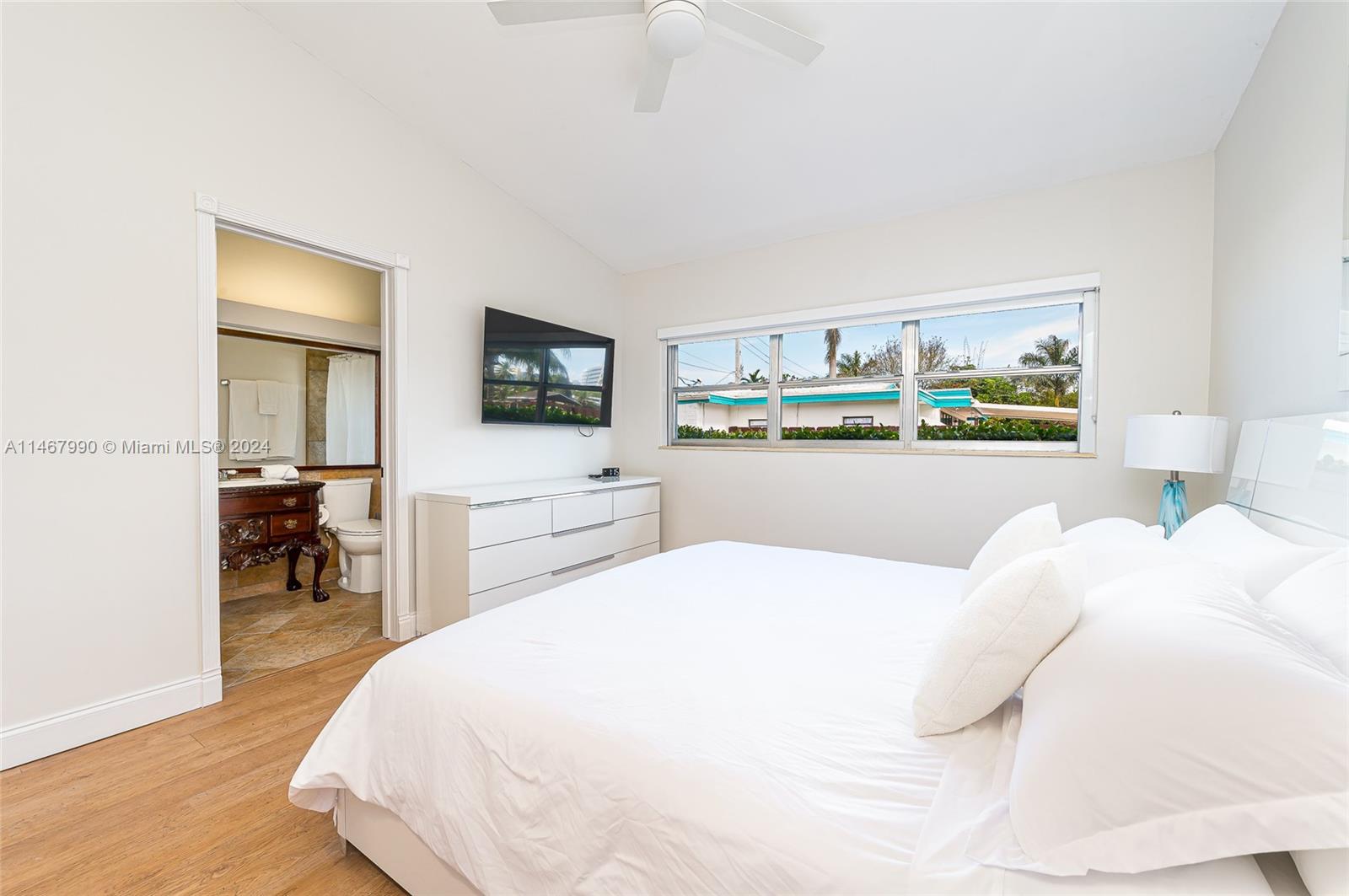 ENCHANTED LAKE - Residential Lease