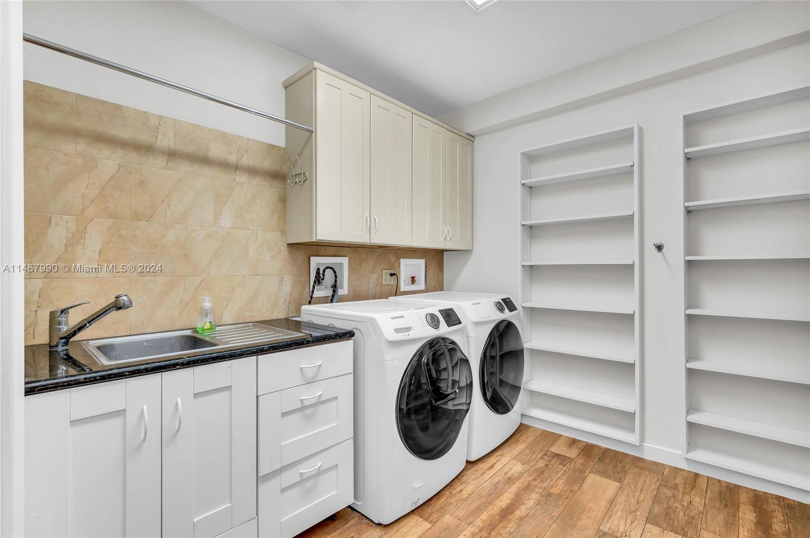 ENCHANTED LAKE - Residential Lease