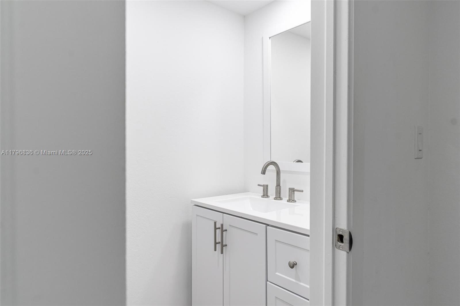 SOMERSET AT LAUDERDALE - Residential