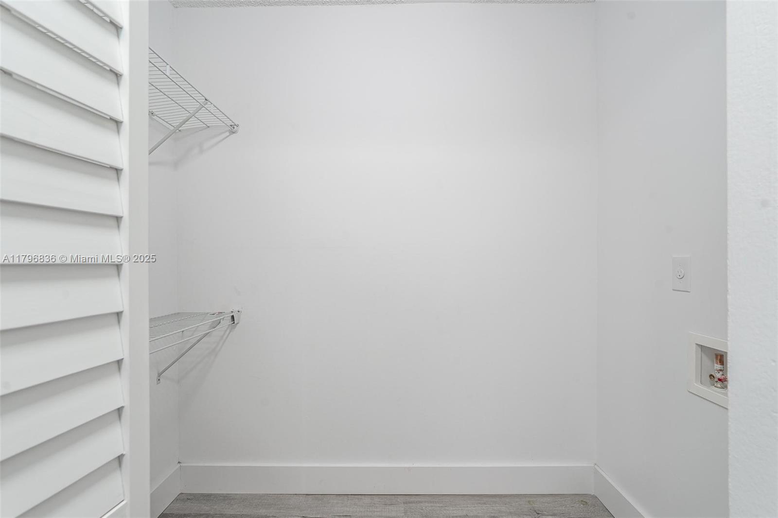 SOMERSET AT LAUDERDALE - Residential