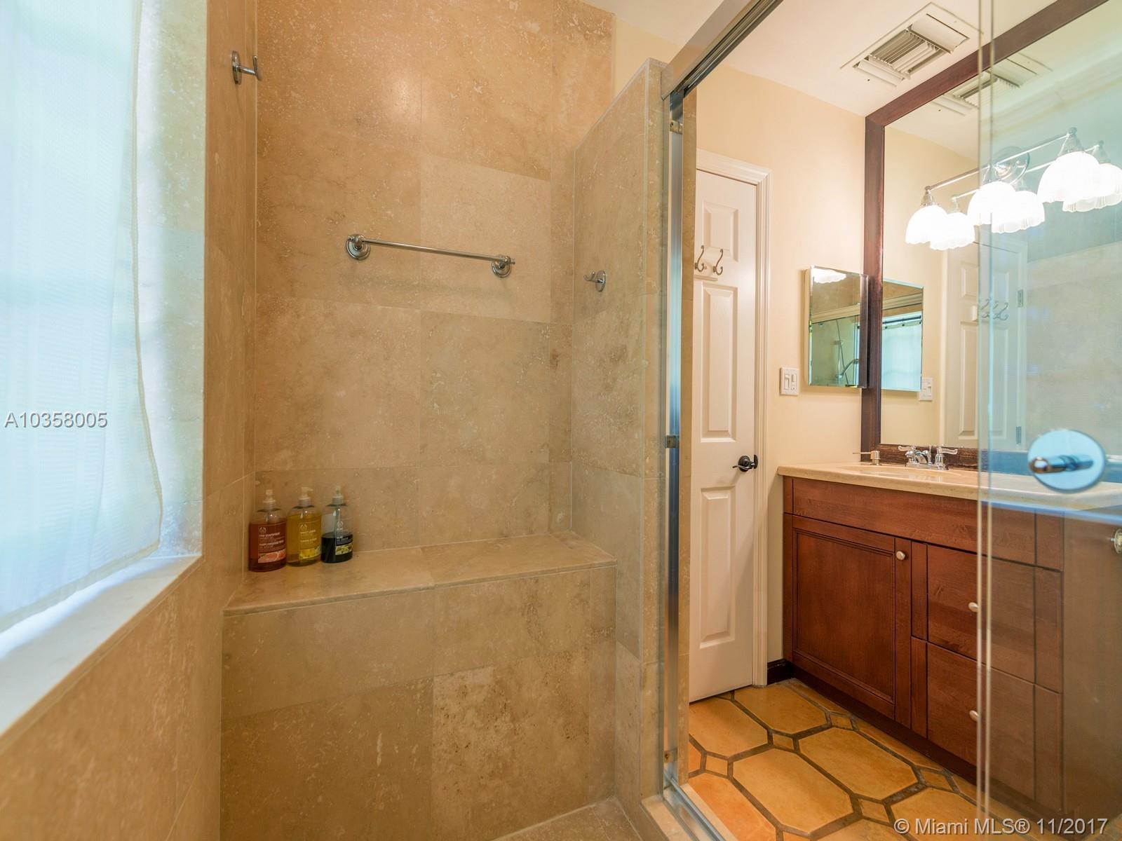 BAY POINT - Residential