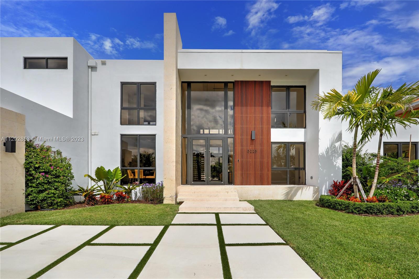 225540 KINGS BAY SUB - Residential