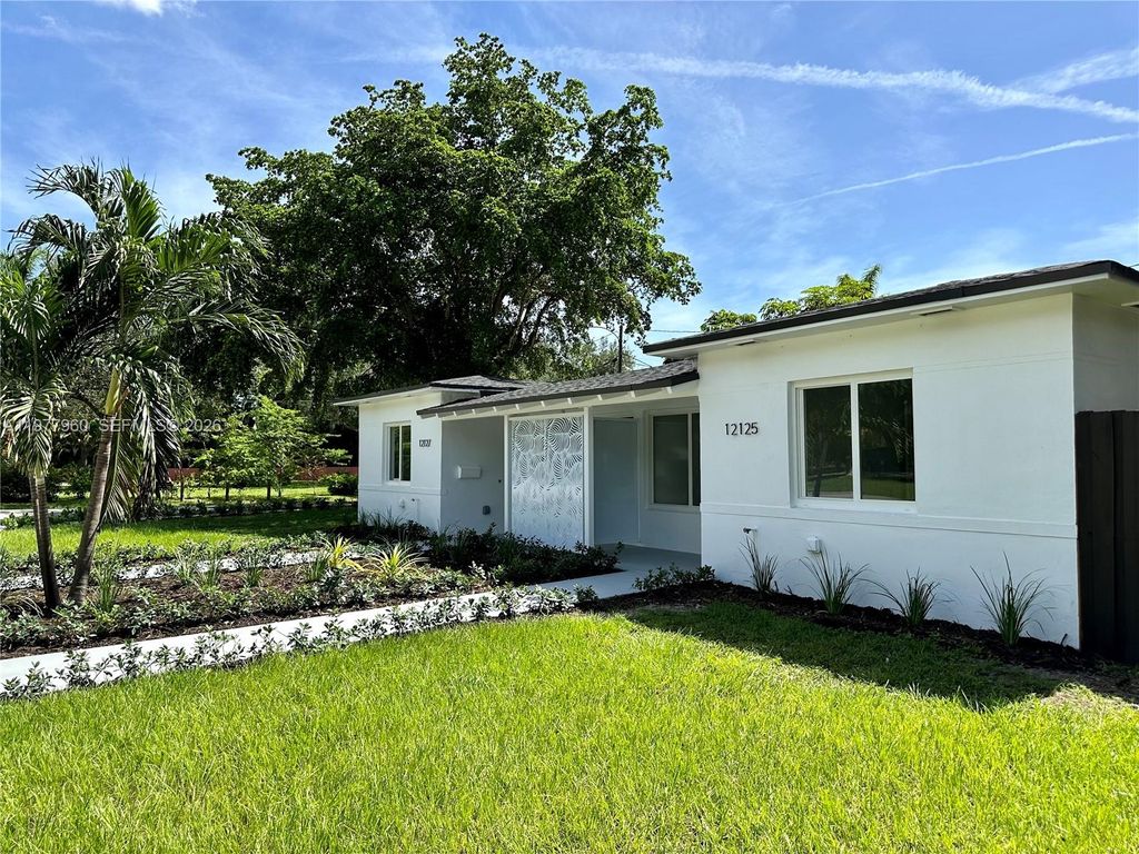 Photo of 12125 NE 7th Ave, North Miami, FL 33161 (MLS # A11977960)