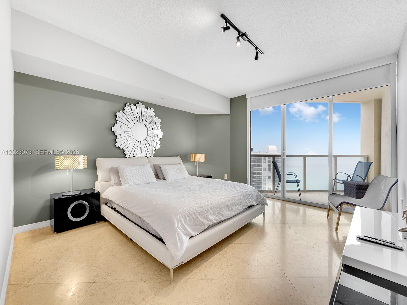 LA PERLA CONDO - Residential