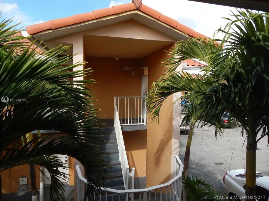 Cozy 2b/1b apartment in Hialeah Gardens featuring NEW BATHROOM and APPLIANCES. Completely remodeled and freshly painted. Centrally located 2 minutes away from Palmetto Expressway and Westland Mall.