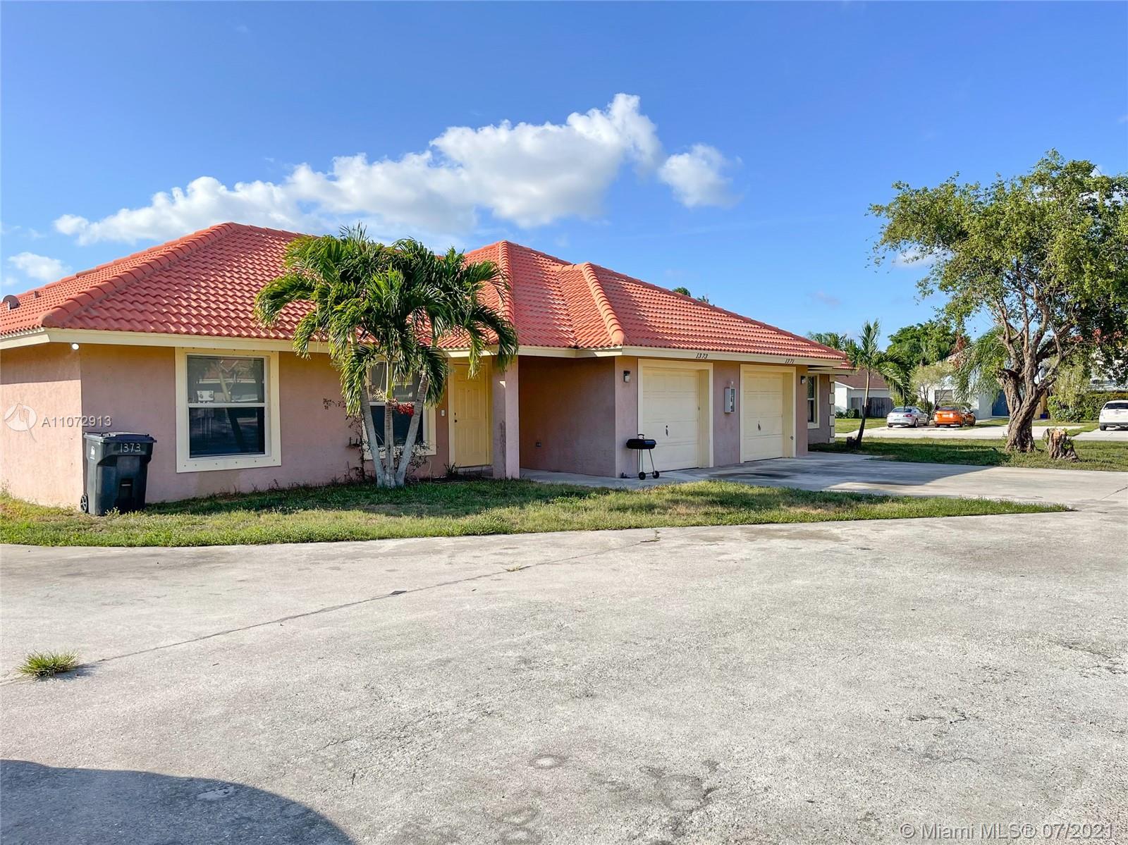SOUTH SHORE 4 OF WELLINGT - Residential Income
