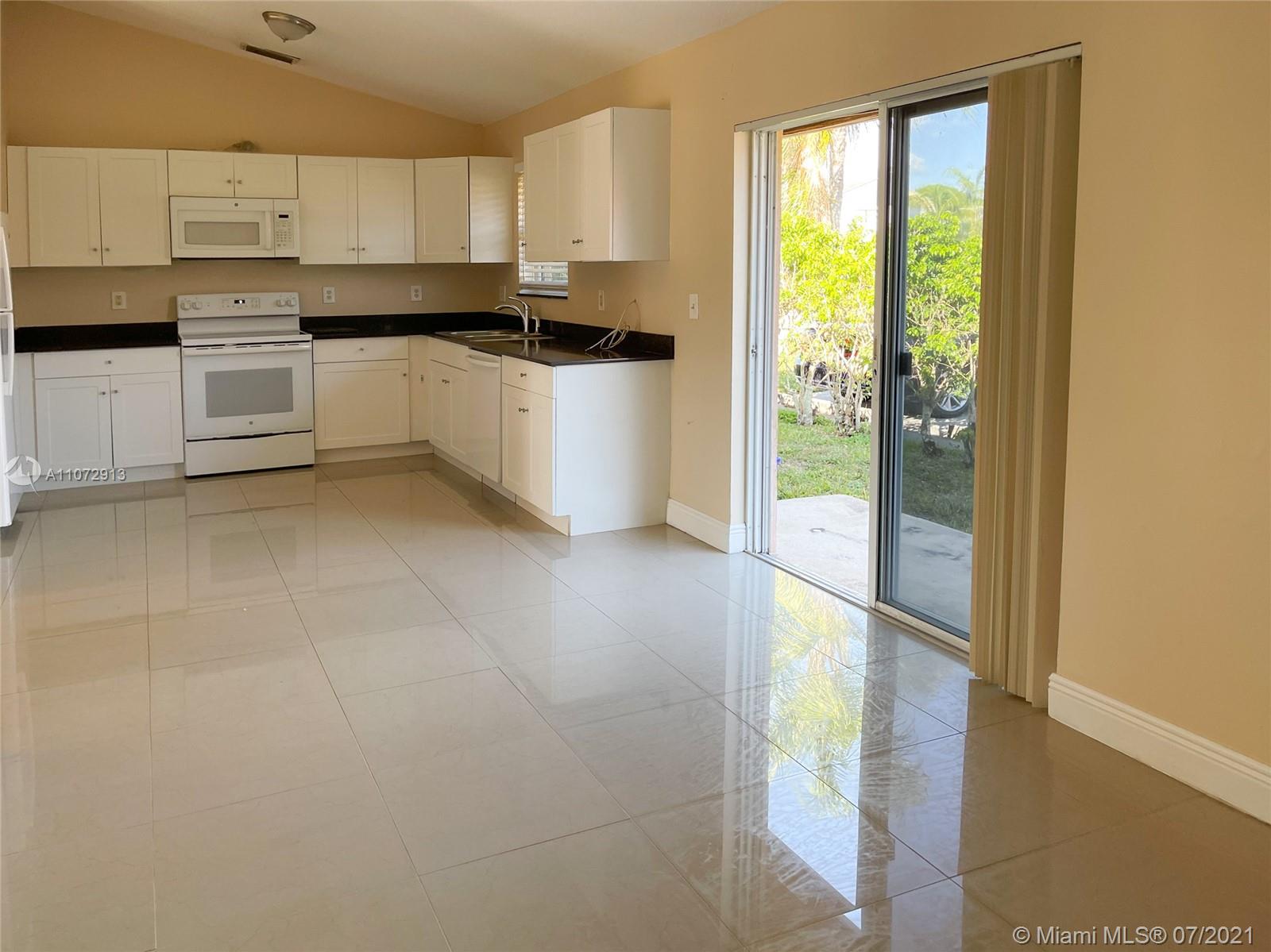 SOUTH SHORE 4 OF WELLINGT - Residential Income