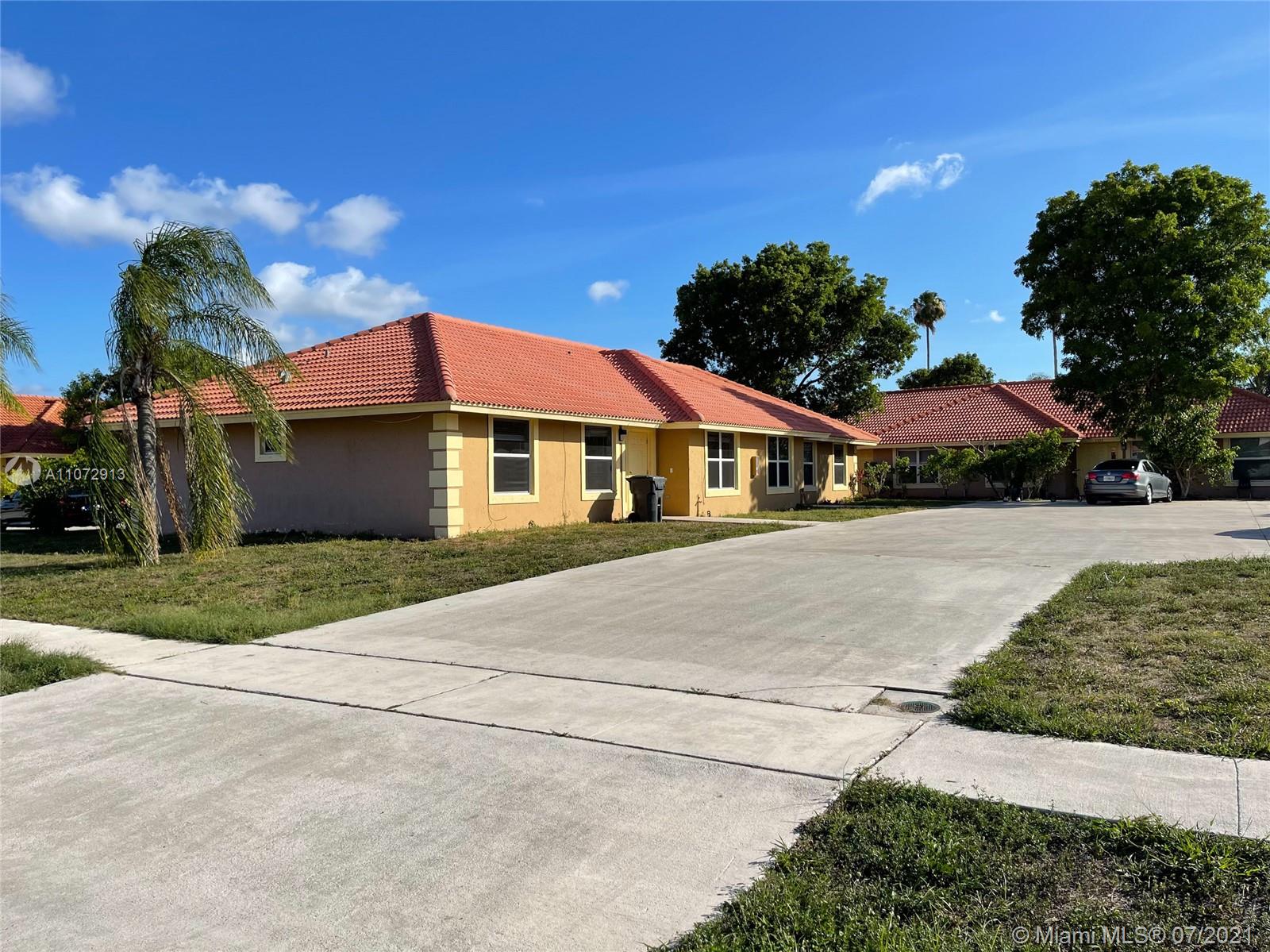 SOUTH SHORE 4 OF WELLINGT - Residential Income