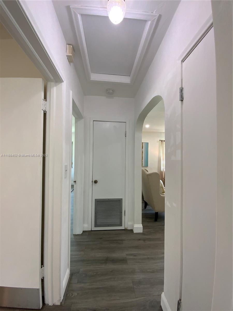 CORAL GABLES GRANADA SEC - Residential