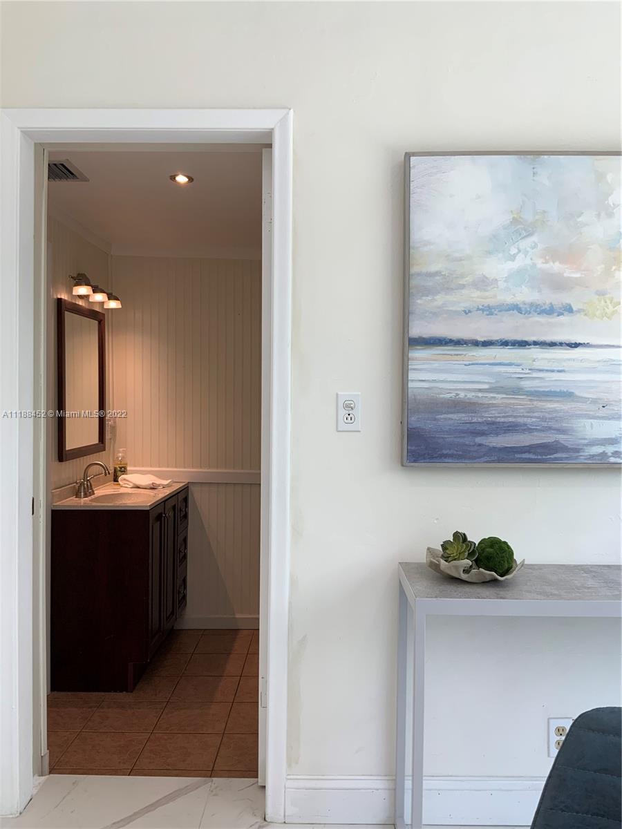 CORAL GABLES GRANADA SEC - Residential