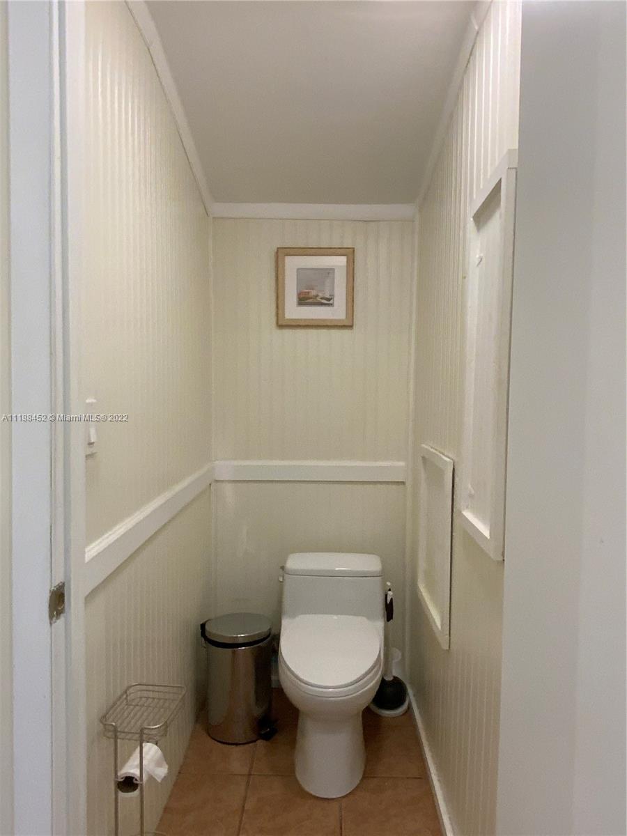 CORAL GABLES GRANADA SEC - Residential