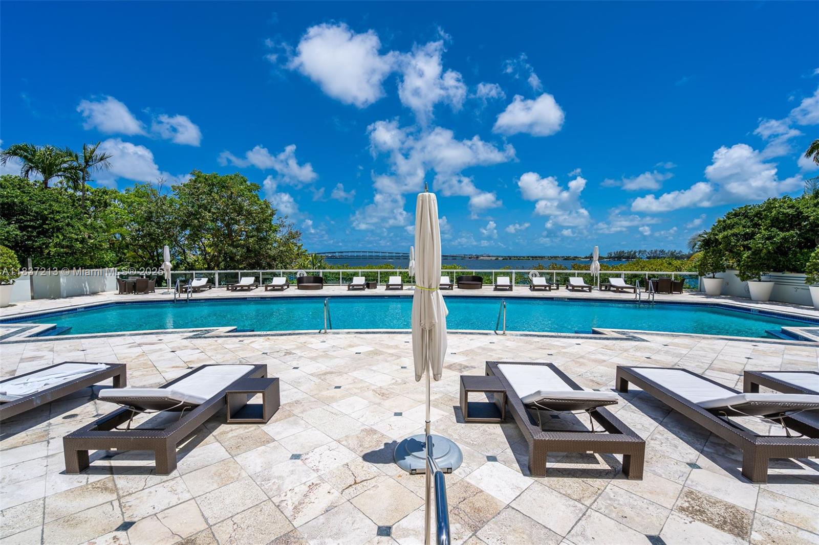 SANTA MARIA CONDO - Residential