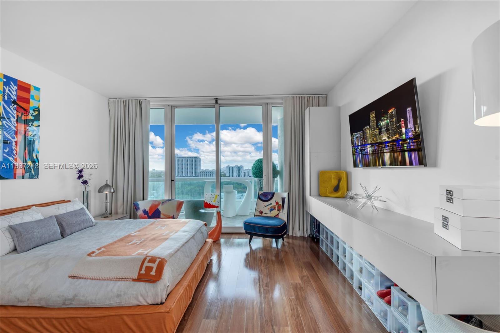 SANTA MARIA CONDO - Residential