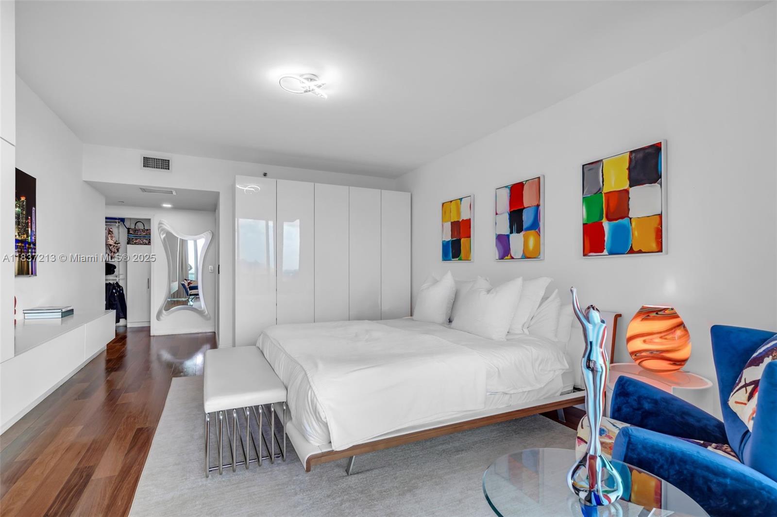 SANTA MARIA CONDO - Residential