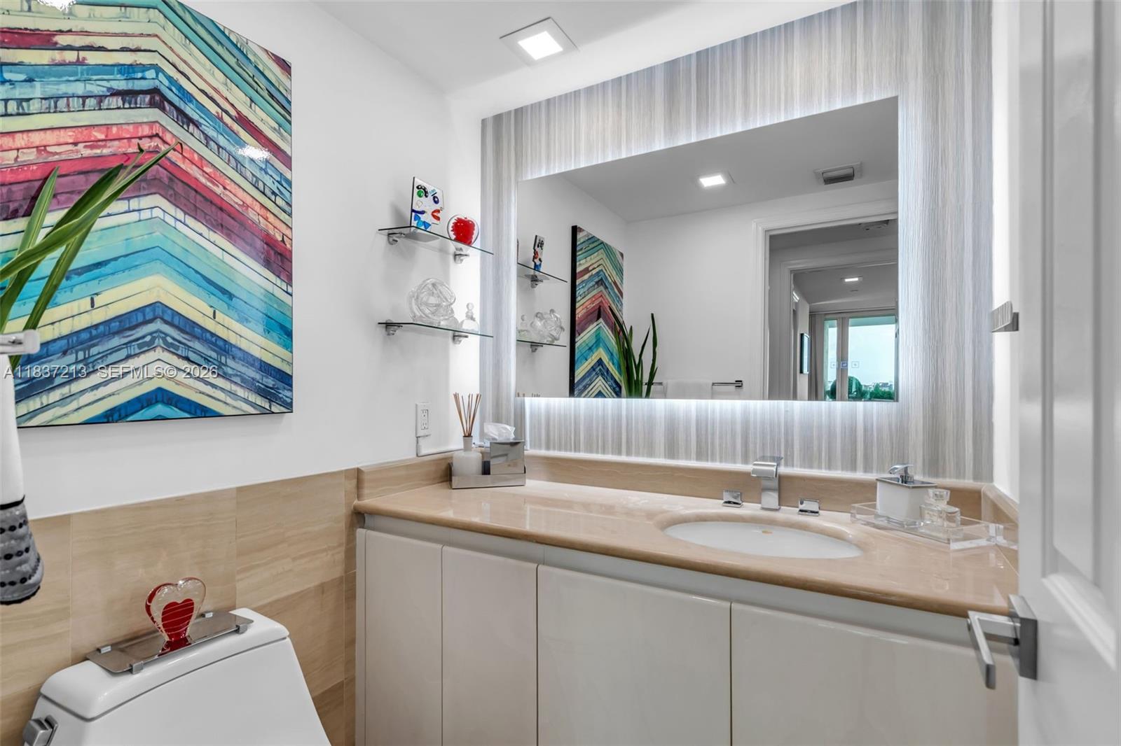 SANTA MARIA CONDO - Residential