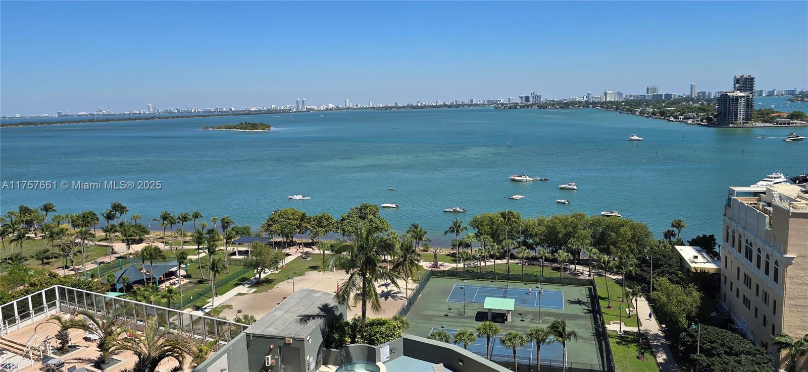 Property for Sale at 1750 N Bayshore Dr 1603, Miami, Broward County, Florida - Bedrooms: 1 
Bathrooms: 1  - $349,900