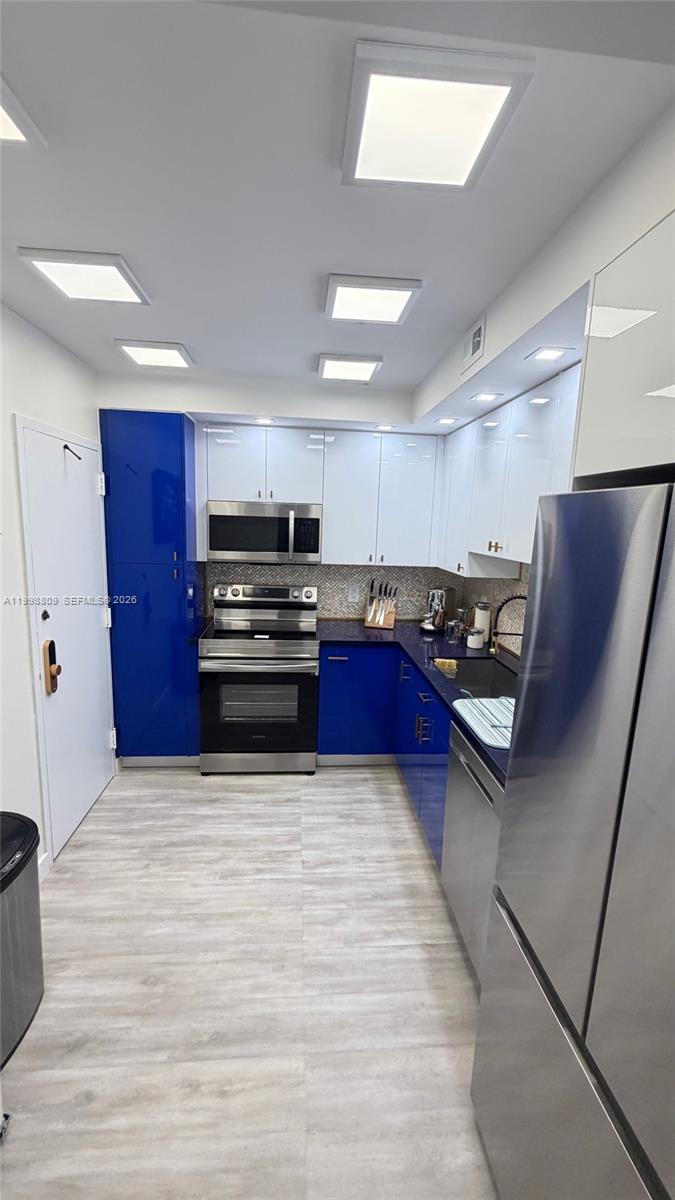 HEMISPHERES CONDO - Residential