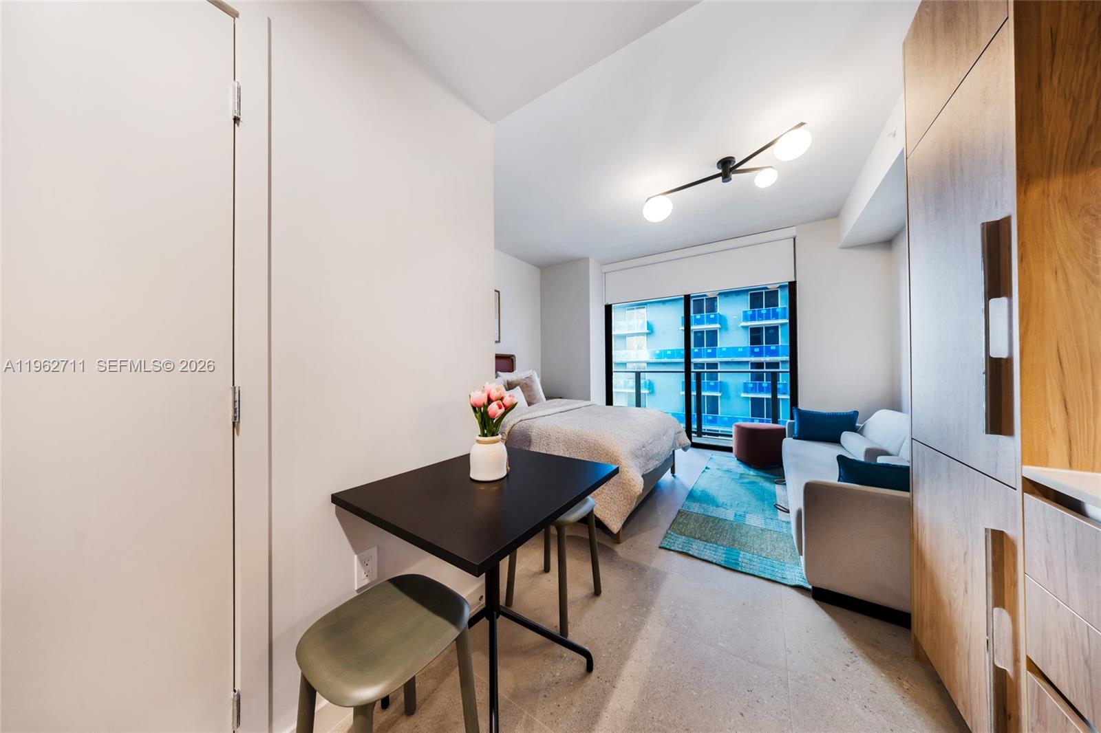 The Crossby Miami Worldcen - Residential