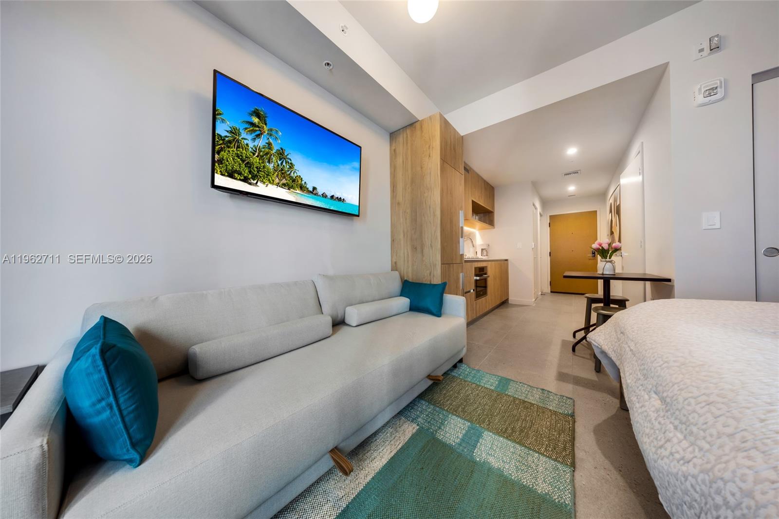 The Crossby Miami Worldcen - Residential