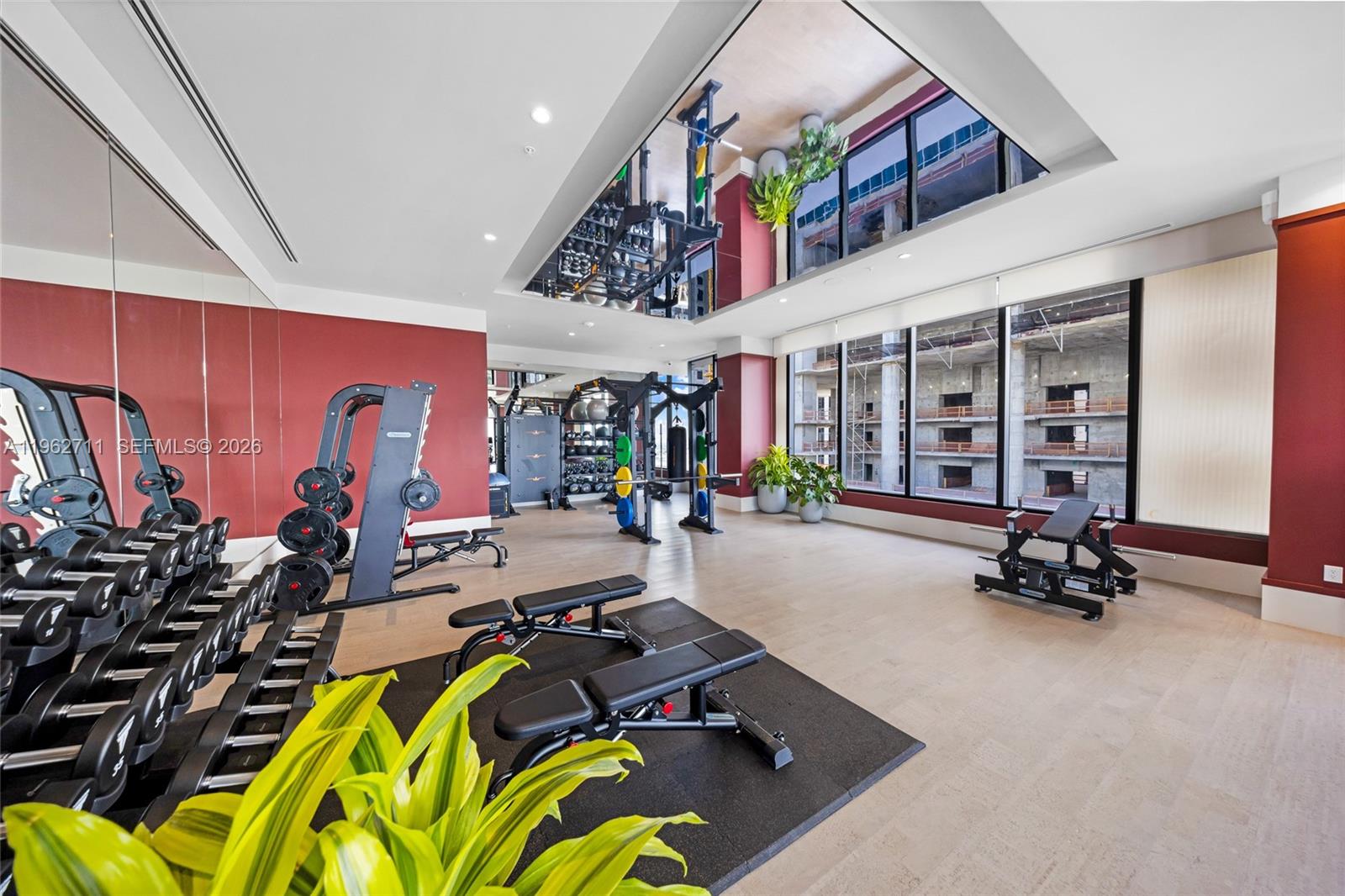 The Crossby Miami Worldcen - Residential