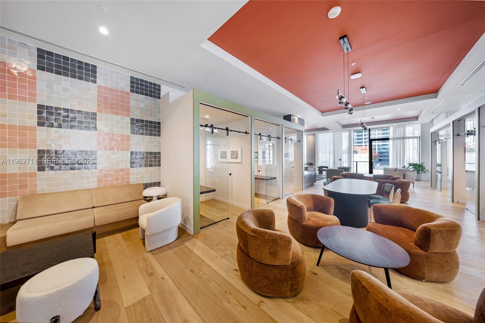 The Crossby Miami Worldcen - Residential