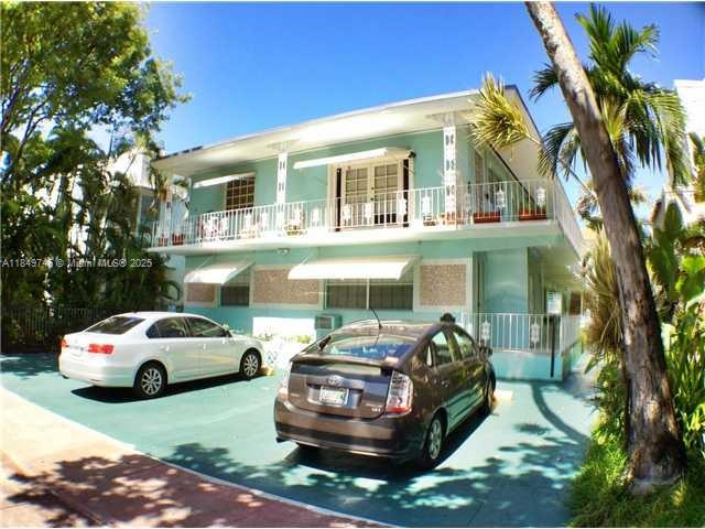 945 Meridian Ave 11