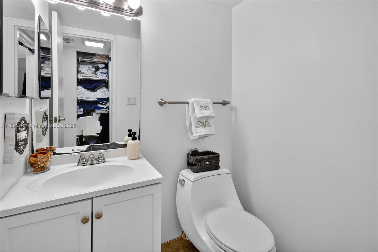 ARLEN HOUSE EAST CONDO - Residential