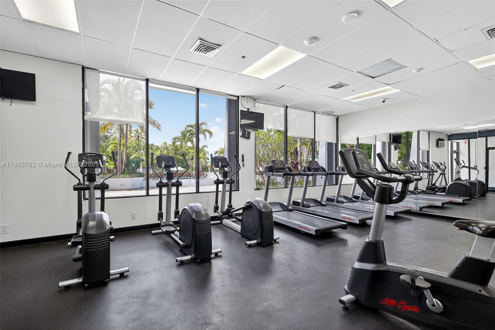 ARLEN HOUSE EAST CONDO - Residential
