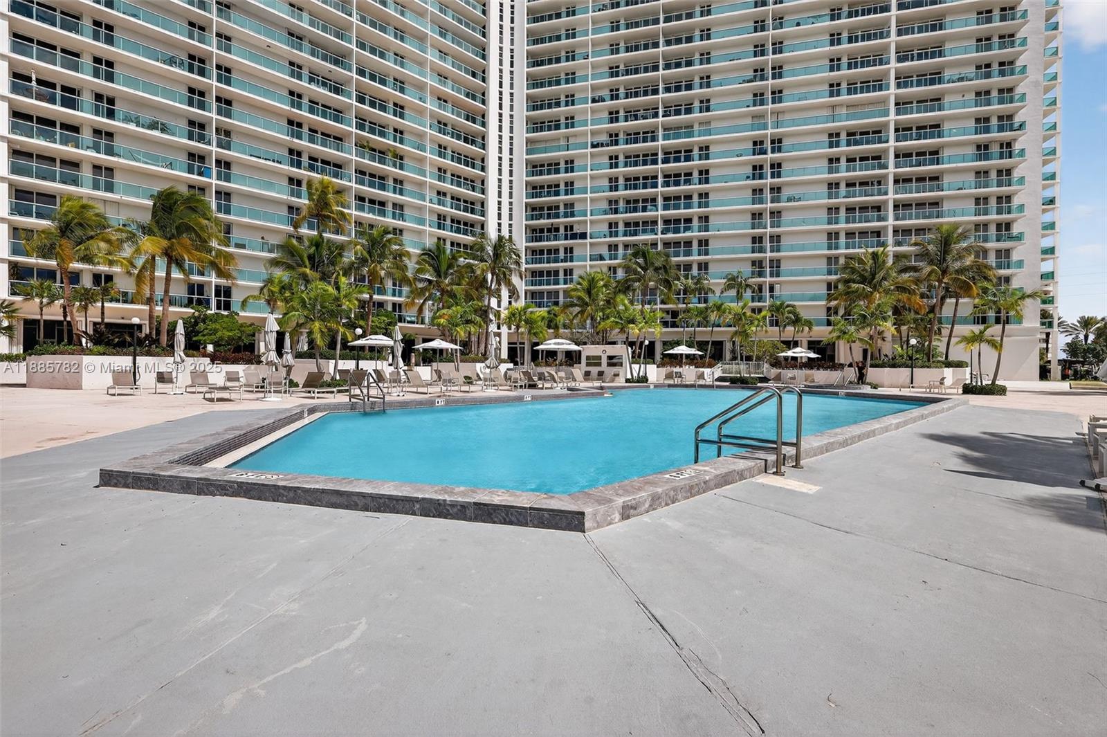 ARLEN HOUSE EAST CONDO - Residential
