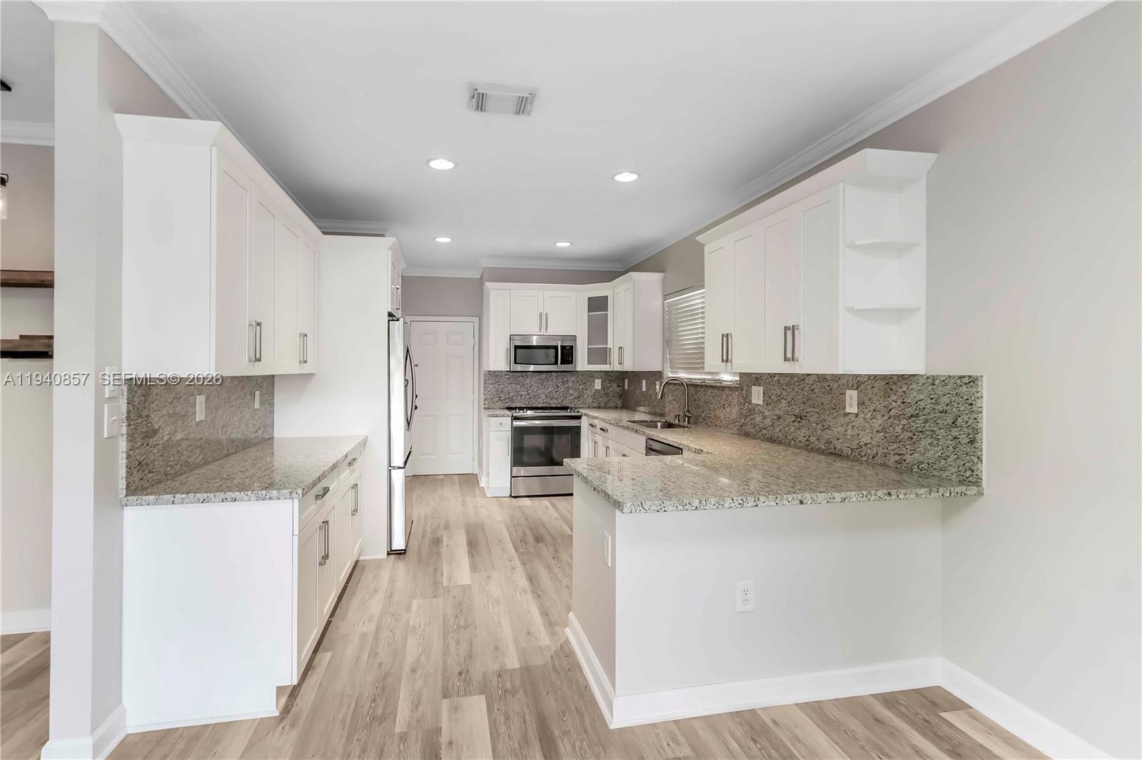 CRISTYS HOMES - Residential