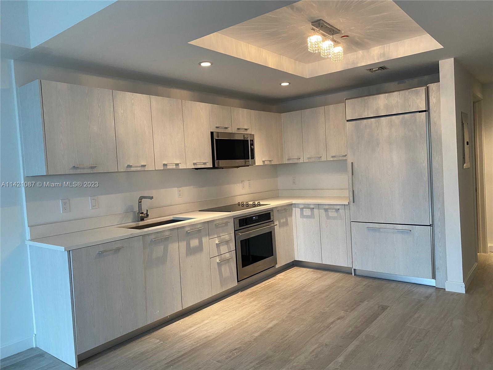 BRICKELL HEIGHTS WEST CON - Residential