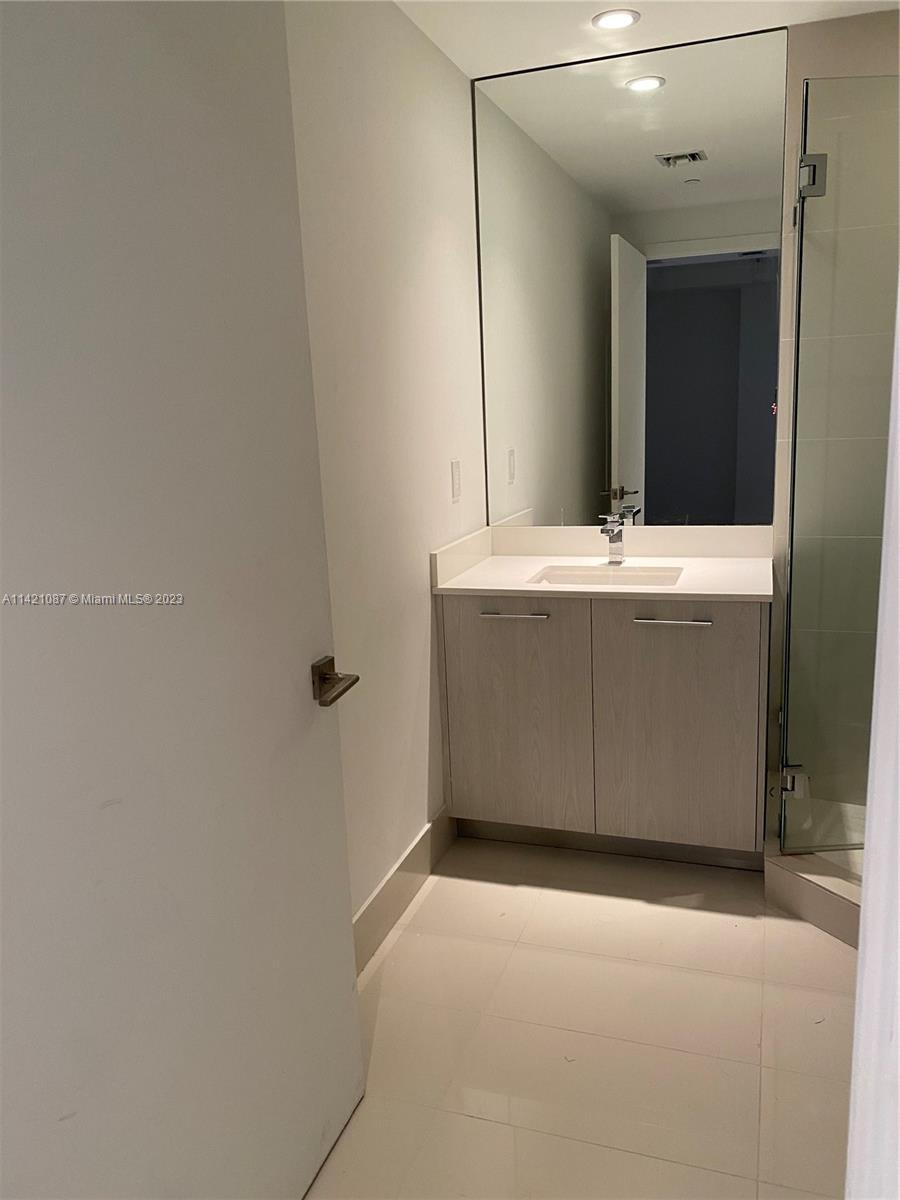 BRICKELL HEIGHTS WEST CON - Residential