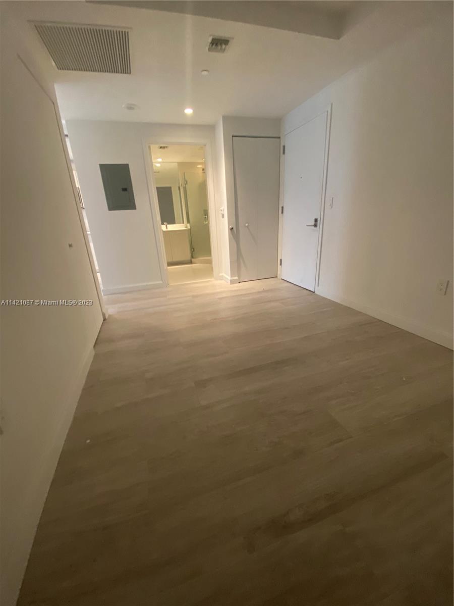 BRICKELL HEIGHTS WEST CON - Residential