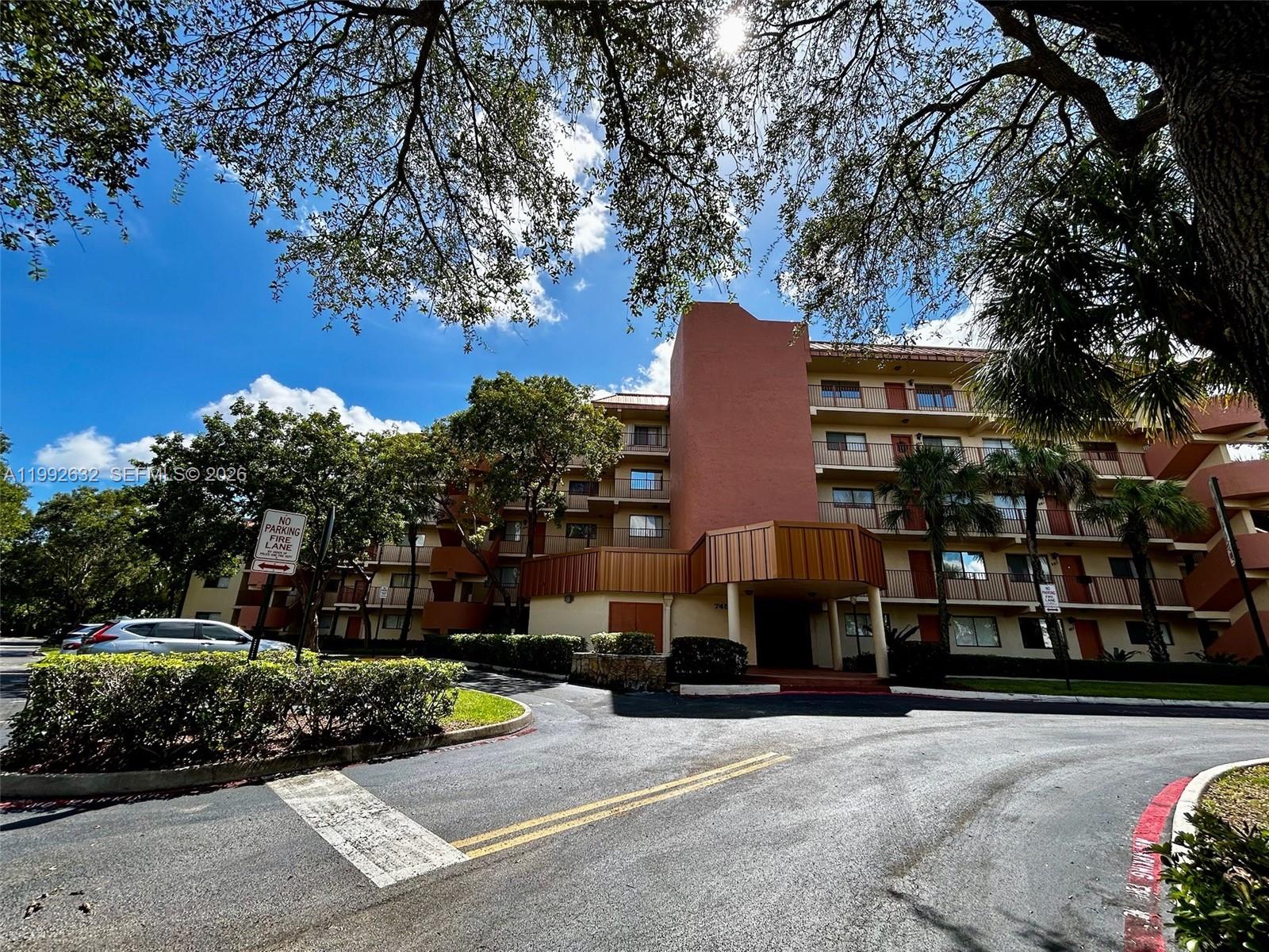 PLANTATION FOREST CONDO - Residential