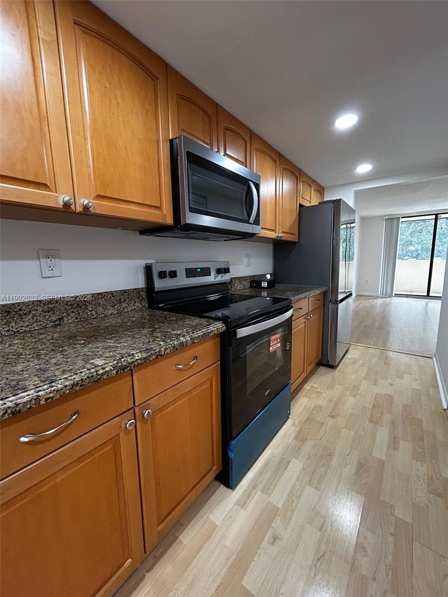 PLANTATION FOREST CONDO - Residential