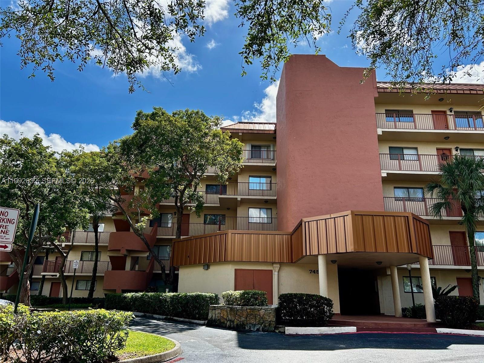 PLANTATION FOREST CONDO - Residential