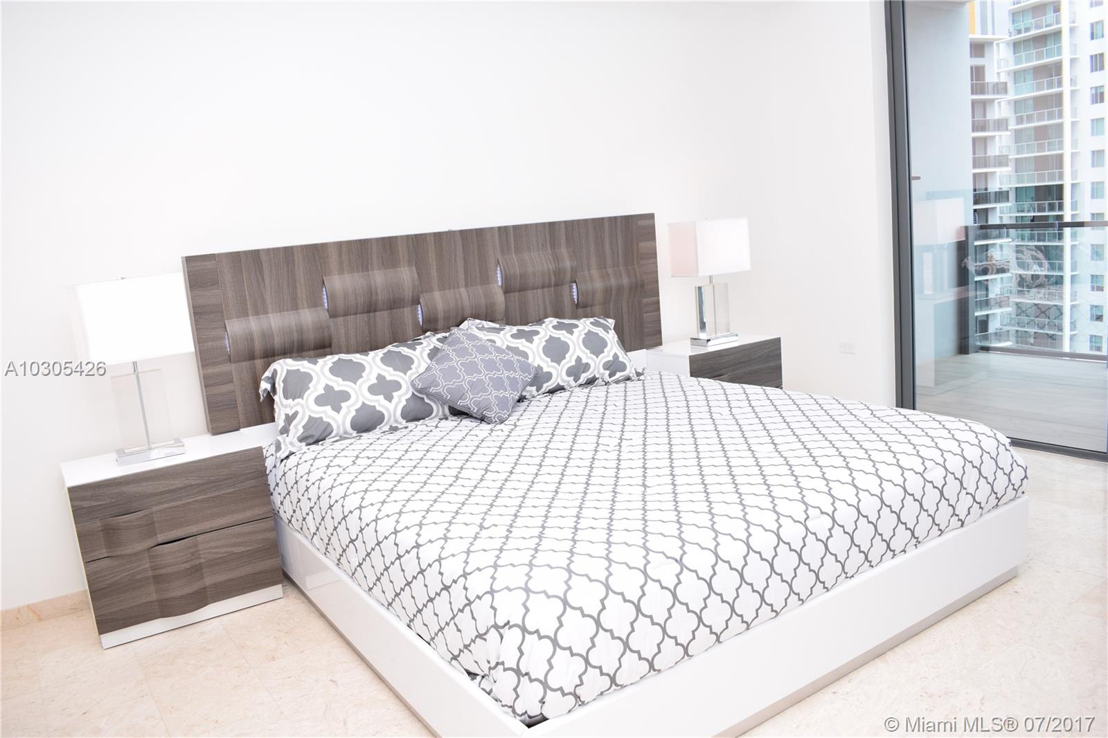REACH CONDO - Residential Lease