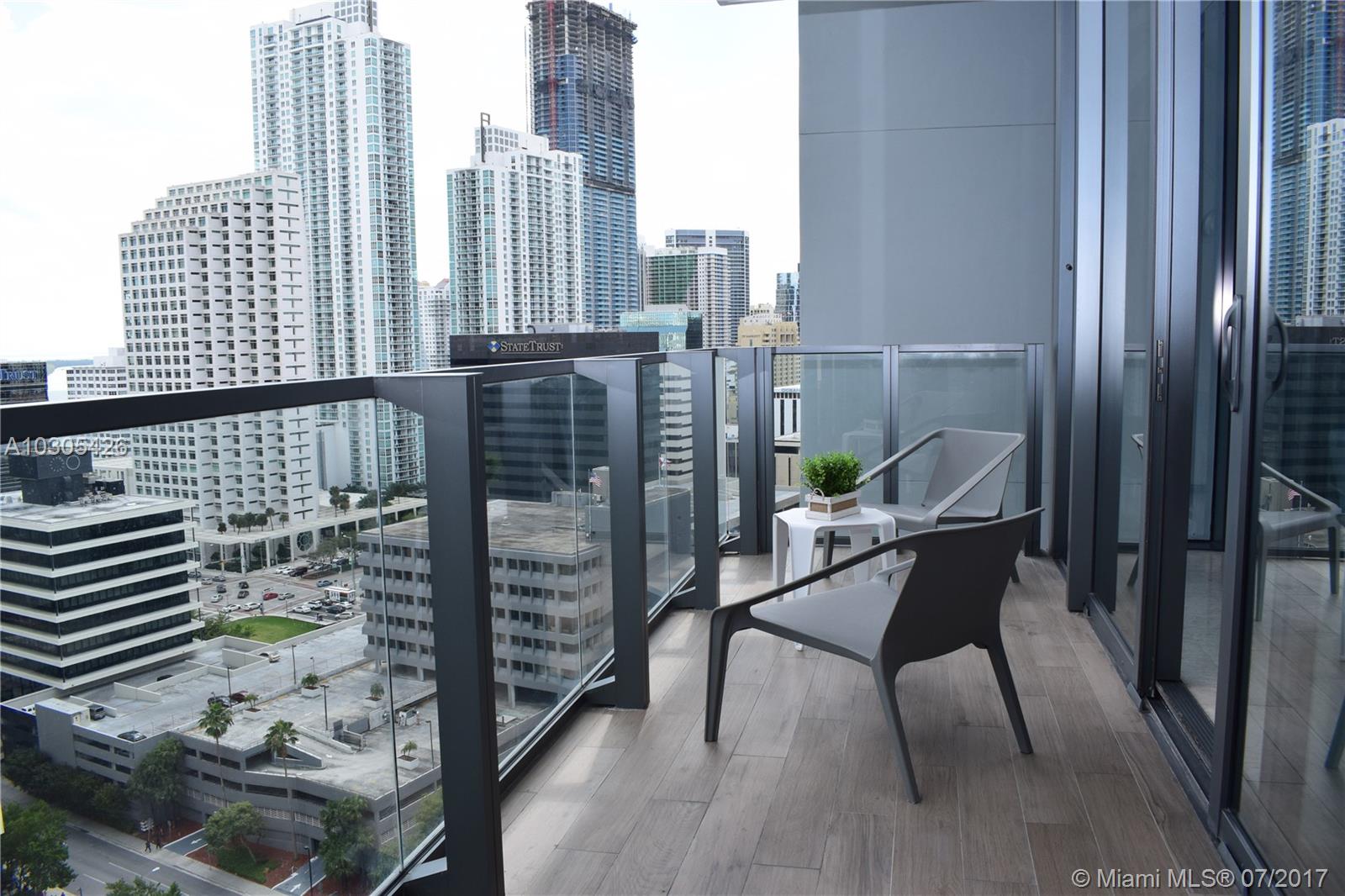 REACH CONDO - Residential Lease