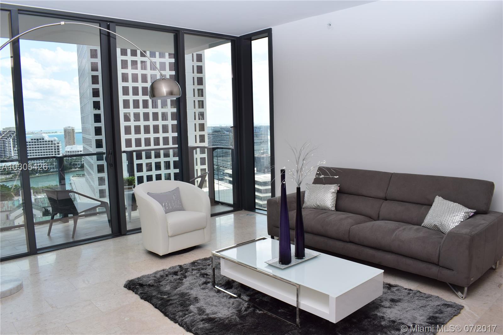 REACH CONDO - Residential Lease