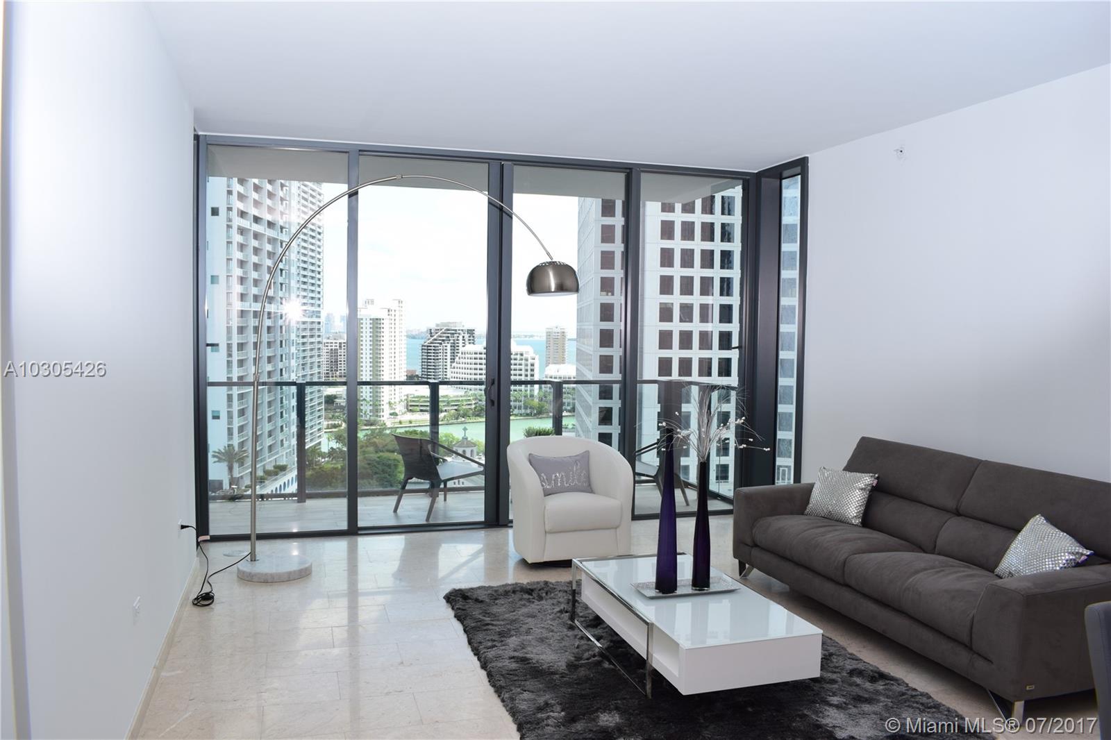 REACH CONDO - Residential Lease