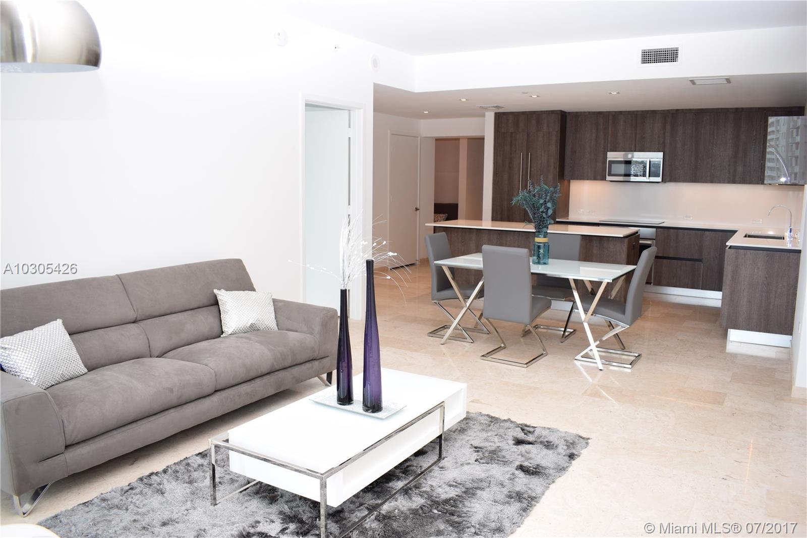 REACH CONDO - Residential Lease