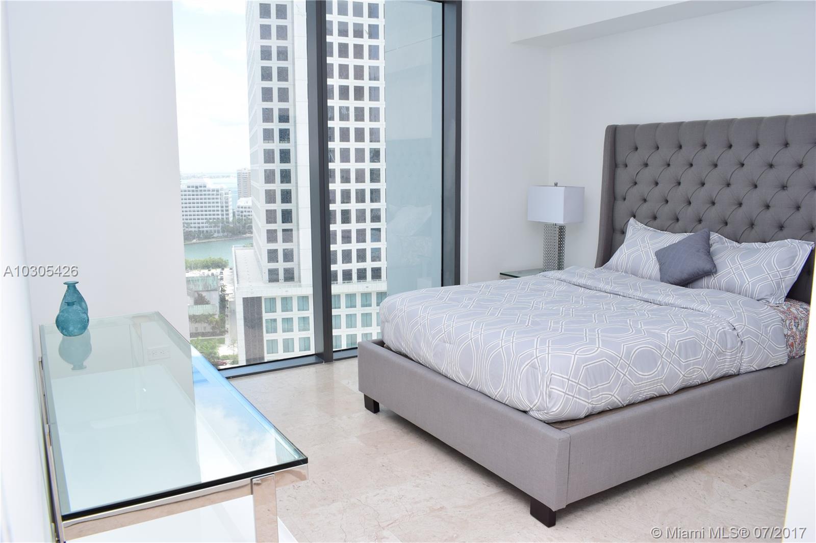 REACH CONDO - Residential Lease