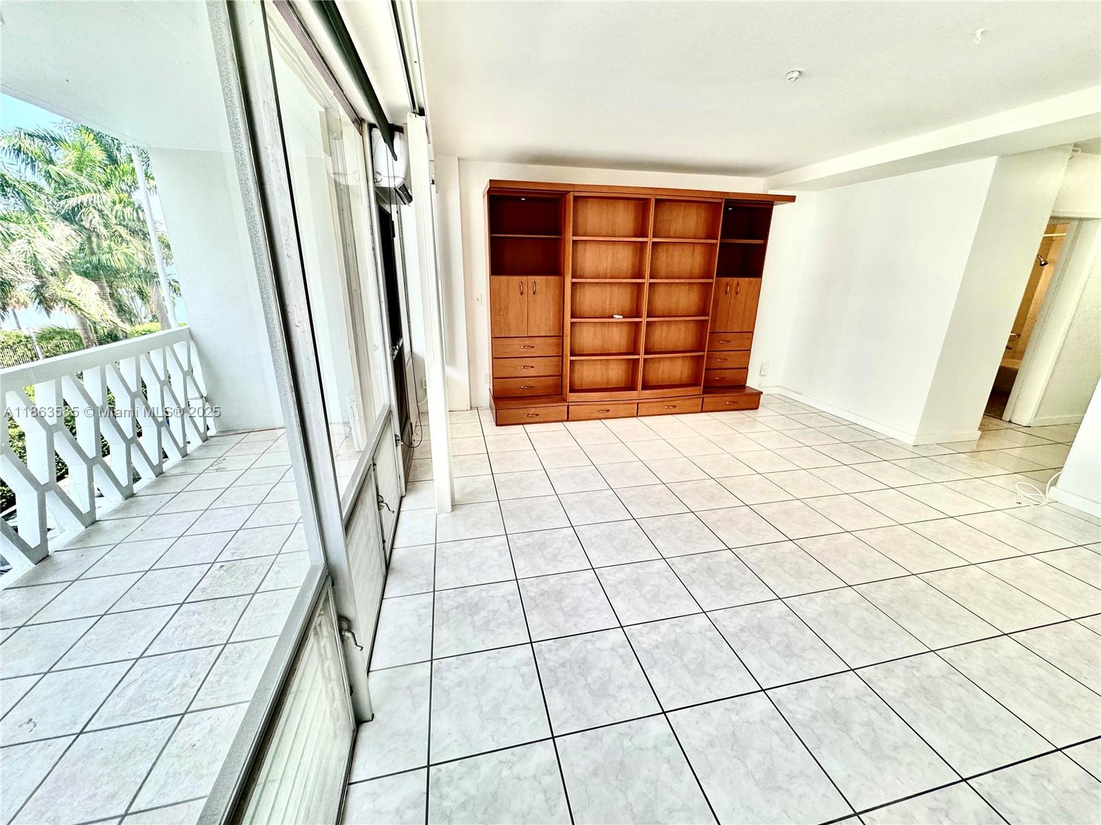 1430 Brickell Bay Dr 301