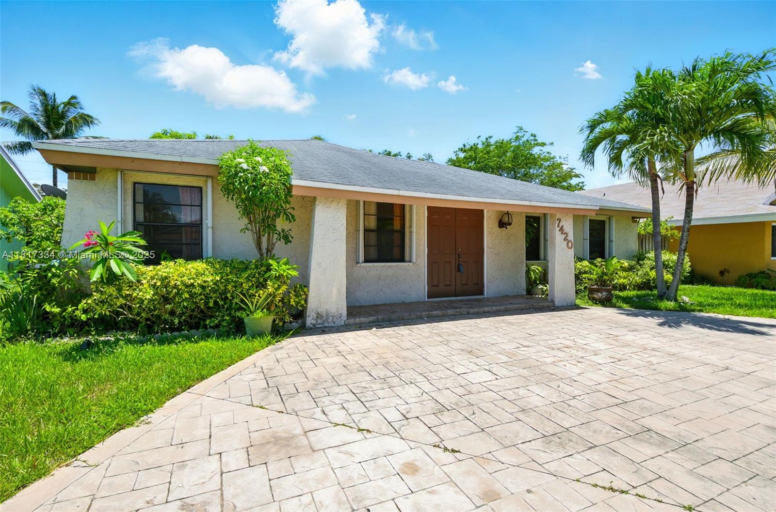 7420 SW 14th Pl